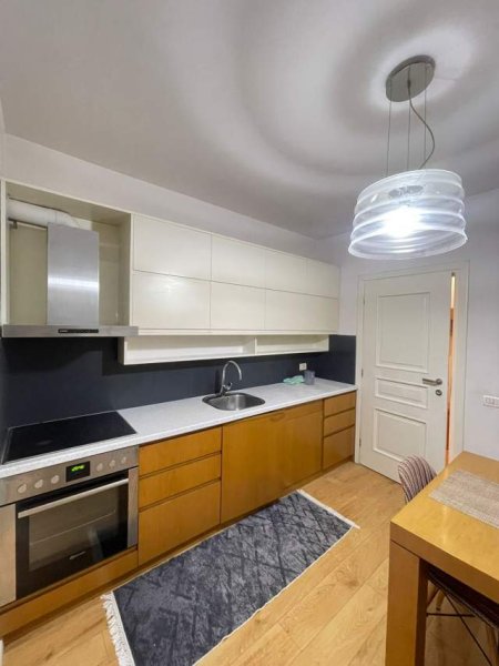 Tirane, jepet me qera apartament 2+1+A+BLK Kati 2, 90 m² 700 Euro (Liqeni i Thate)