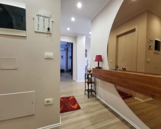 Tirane, jepet me qera apartament 2+1+BLK Kati 9, 90 m² 850 Euro (Rruga e Kavajes)