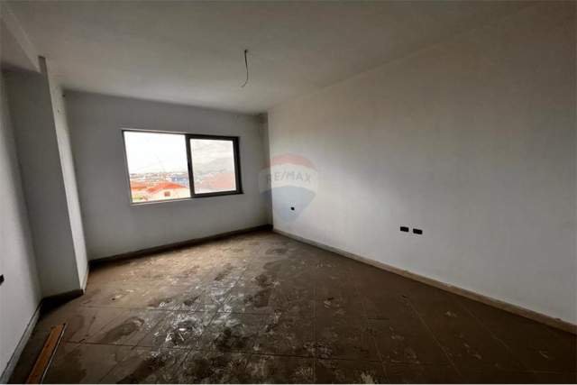 Tirane, shitet apartament 2+1+A+BLK Kati 3, 101 m² 66.500 Euro