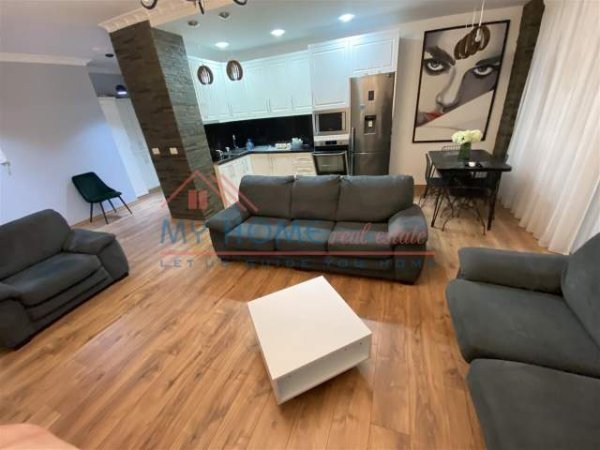 Tirane, jepet me qera apartament 2+1+BLK Kati 5, 114 m² 600 Euro (Astir)
