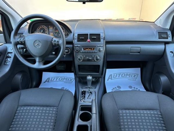 Tirane, shes makine Mercedes-Benz A-Class Viti 2012, 6.100 Euro