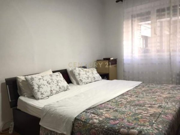 Tirane, shitet apartament 3+1+A Kati 2, 85 m² 135.000 Euro (Rruga Muhamet Gjollesha,HOTEL DORO CITY)