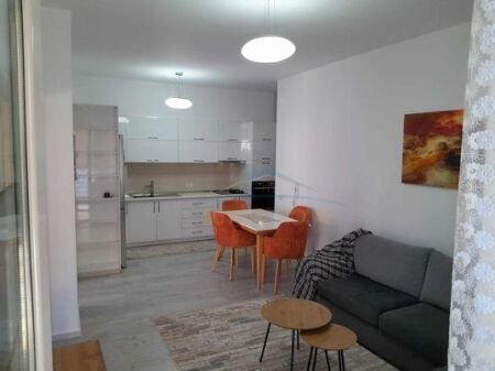 Tirane, jepet me qera apartament 2+1+BLK Kati 3, 90 m² 650 Euro (Pazari i ri)