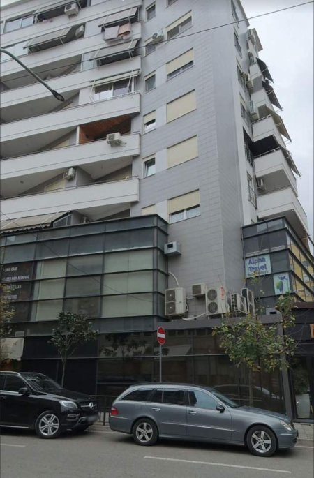 Tirane, shes apartament 2+1+A+BLK Kati 3, 160 m² 250.000 Euro (komuna e Parisit)