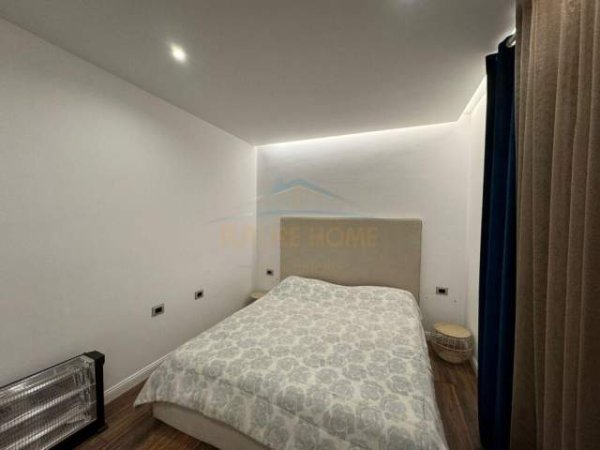 Tirane, shitet apartament 2+1 Kati 4, 130.000 Euro (Linze)