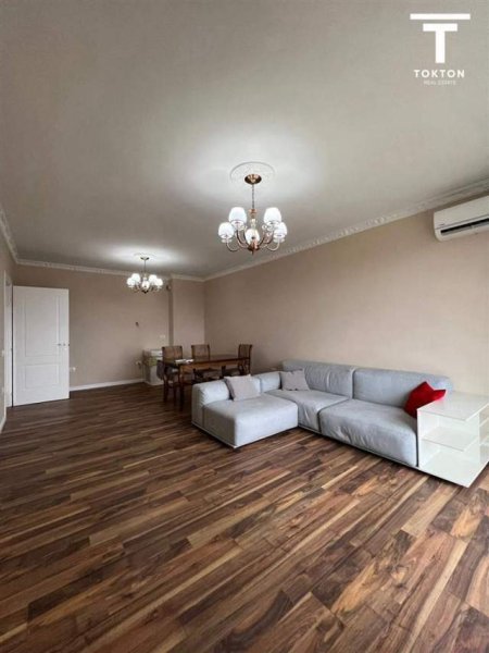 Tirane, shitet apartament 2+1 Kati 2, 108 m² 265.000 Euro, TT 484
