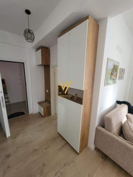Tirane, jepet me qera apartament 2+1+BLK Kati 3, 85 m² 500 Euro (ALI DEMI)