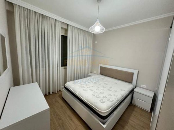 Tirane, jepet me qera apartament 1+1 Kati 2, 70 m² 500 Euro (LIQENI I THATE)