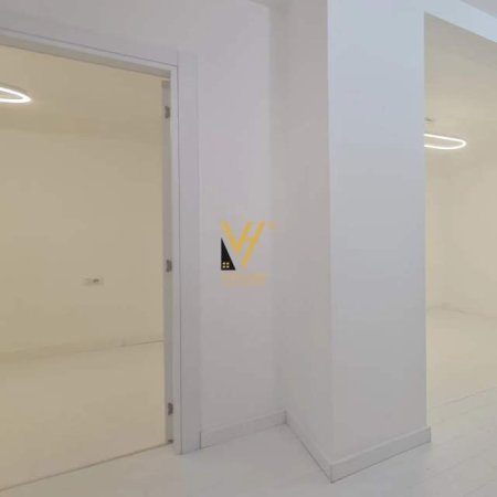 Tirane, jepet me qera ambjent biznesi Kati 0, 50 m² 650 Euro (ZOGU I ZI)