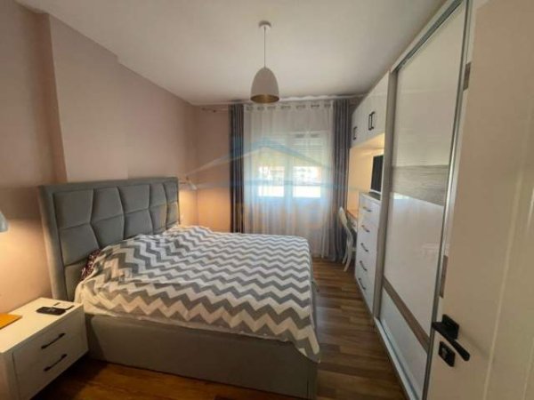 Tirane, jepet me qera apartament 2+1+BLK Kati 2, 80 m² 650 Euro (Jordan Misja)