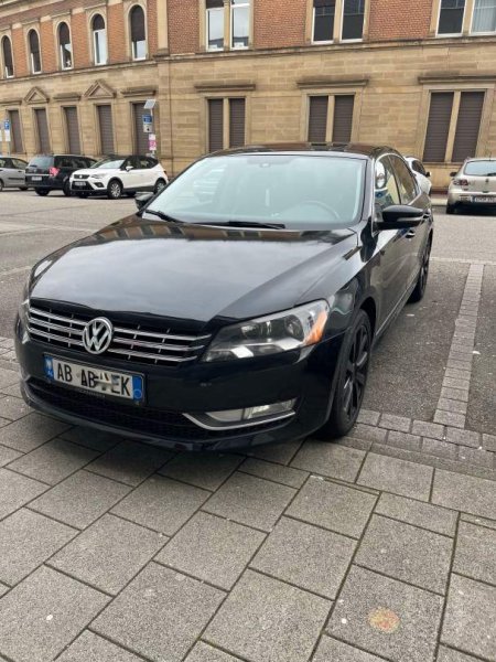 Tirane, shes makine Volkswagen Passat Viti2014 8500 euro