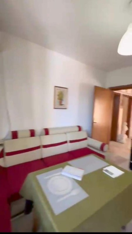 Tirane, jepet me qera apartament 2+1+BLK Kati 4, 75 m² 580 Euro (qender)