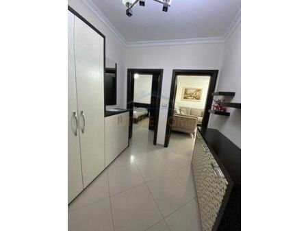 Tirane, jepet me qera apartament 3+1 Kati 2, 90 m² 700 Euro (Pazari i ri)