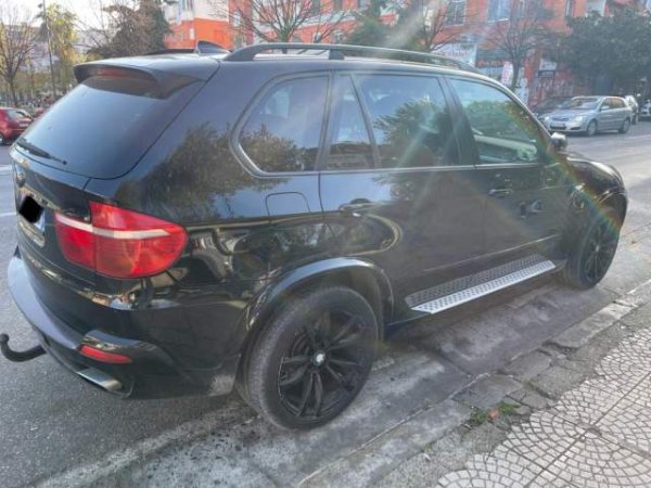 Durres, shitet makine BMW X5 Viti 2009, 8.500 Euro