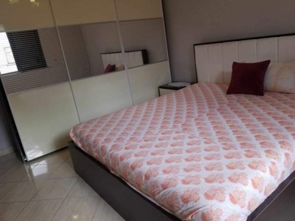 Tirane, shes apartament 1+1+A Kati 5, 52 m² 69.000 Euro (Shkolla e Bashkuar)