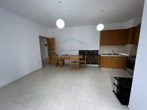 Tirane, shitet apartament 2+1 Kati 4, 104 m² 109.000 Euro (UNAZA E RE)