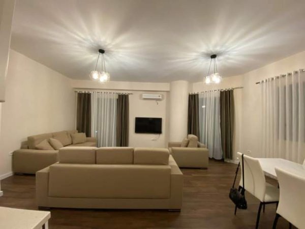 Tirane, shitet apartament 2+1+BLK Kati 3, 1.155 m² 138.000 Euro (Unaza e Re)