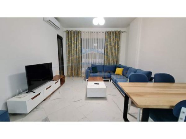 Tirane, shitet apartament 1+1+BLK Kati 7, 77 m² 175.000 Euro (Kompleksi Square 21)