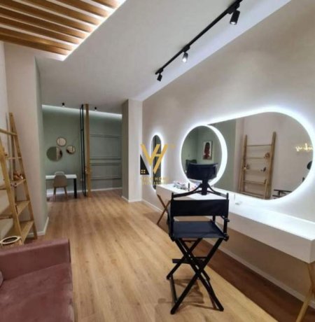 Tirane, jepet me qera dyqan Kati 0, 80 m² 900 Euro (RRUGA NDRE MJEDA)