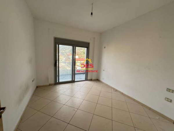 Shqiperi, shitet apartament 2+1+BLK Kati 4, 88 m² 89.500 Euro (Rruga Aleksander Moisiu)