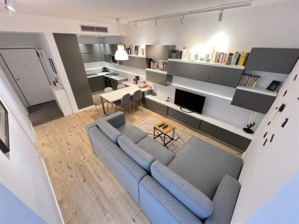 Tirane, jepet me qera apartament 2+1+BLK Kati 2, 80 m² 600 Euro (kodra e diellit)