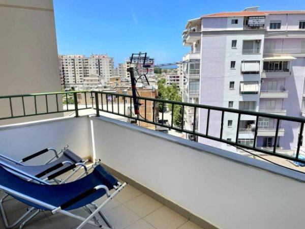 Vlore, jepet me qera apartament ne plazh 2+1+BLK Kati 8, 110 m² 25 Euro (Bulevardi Ismail Qemali)