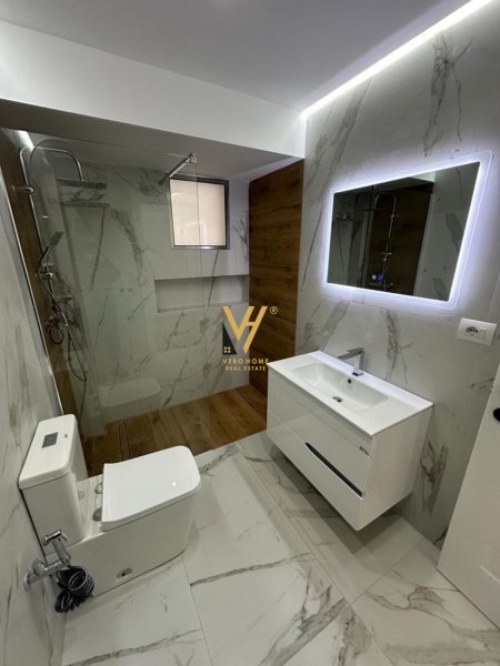 Tirane, shitet apartament 2+1 Kati 4, 83 m² 130.000 Euro (XHAMLLIKU)
