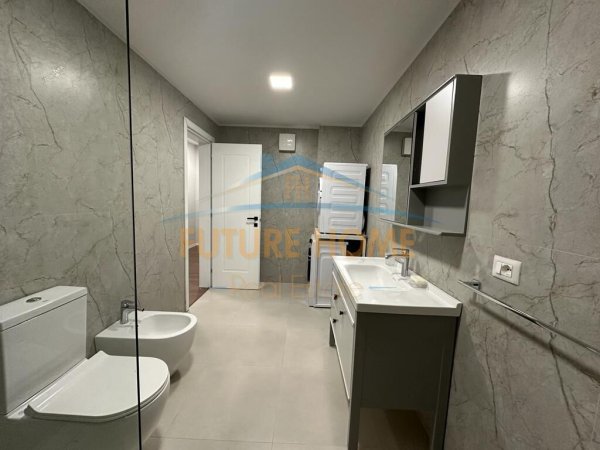 Tirane, shitet apartament 2+1 Kati 5, 100 m² 290.000 Euro (Sani Frasheri)