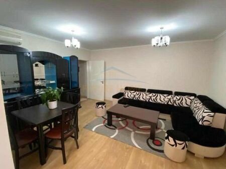 Tirane, jepet me qera apartament 1+1 Kati 4, 67 m² 500 Euro (Vasil Shanto)