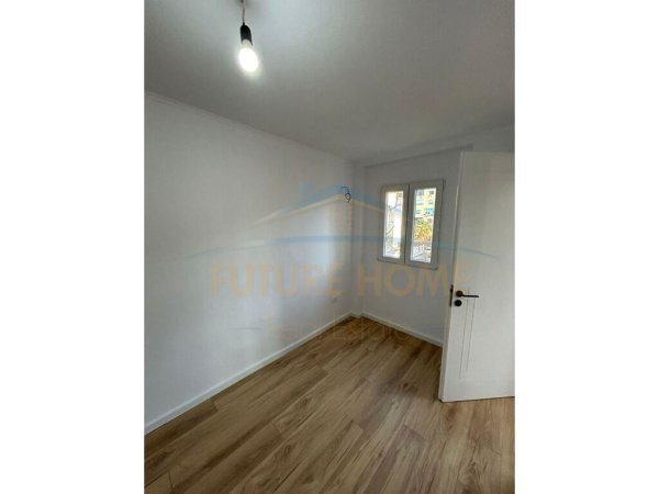 Shitet, Apartament 2+1, Oxhaku. 88000 EURO