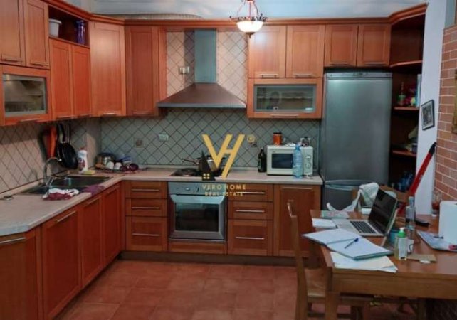 Tirane, shitet apartament 2+1 Kati 2, 113 m² 248.600 Euro (MYSLYM SHYRI)