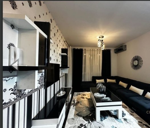 Apartament me Qera  3+1 ( Bulevardi Ri) 650 euro