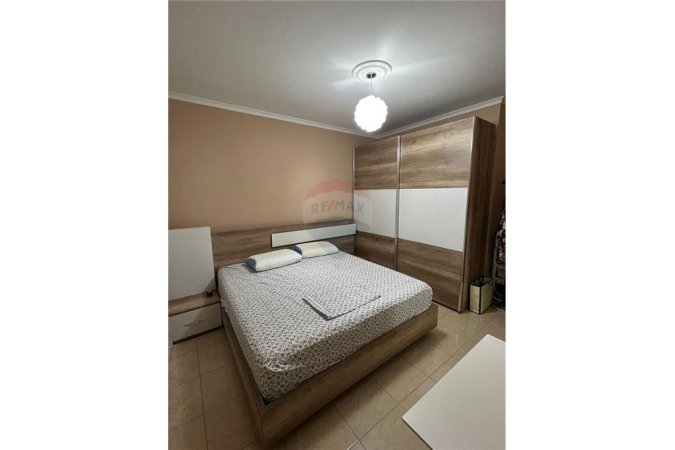 Shitet apartament 2+1 te Plepat ne Durres, 75,000€