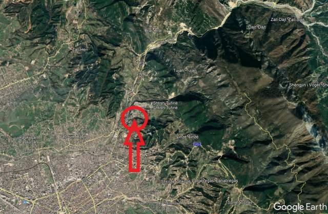 Tirane, Shitet Toke Are 2.800 m², 169.400 Euro (Tufine)