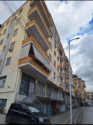 Tirane, shes apartament 2+1+BLK Kati 4, 125 m² 115.000 Euro (rruga ura)