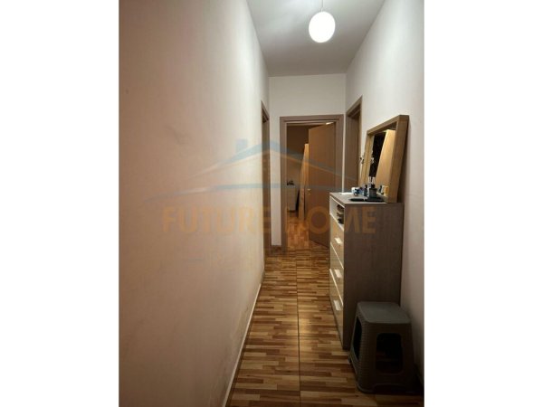 Shitet, Apartament 3+1+2, Rezidenca Kodra e Diellit 1, Tiranë
190,000 €