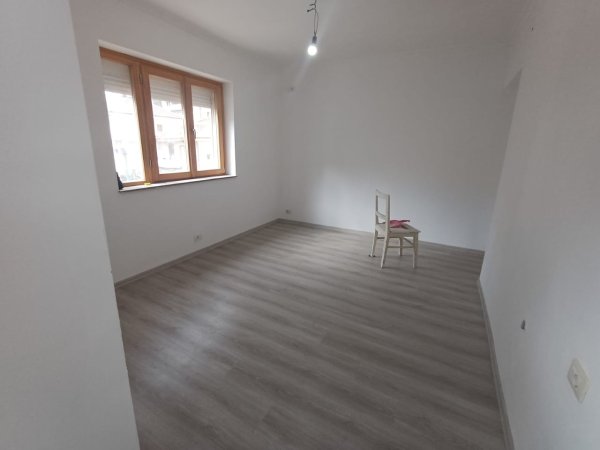 Apartament 1+1 , 50 m2 në shitje 21 Dhjetori 100.000 euro (TRS-15399341)
