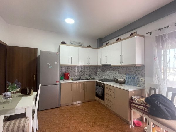 Durrës, Shitet Apartament 1+1, e mobiluar dhe e investuar (APARTMENT FOR SALE!!)