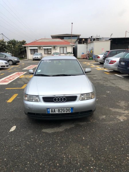 Shitet Audi A3 1.9tdi 1999