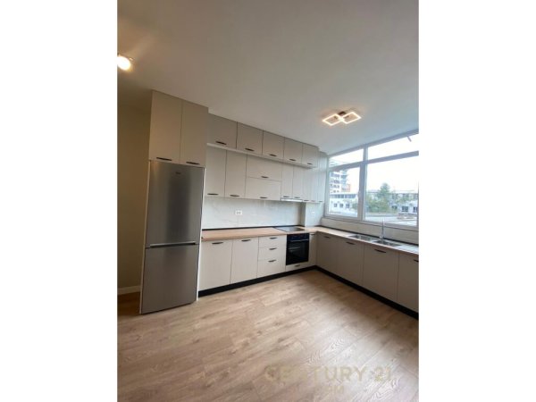 Apartament 1+1 për Qira në 21 Dhjetori - 500€ | 69 m²