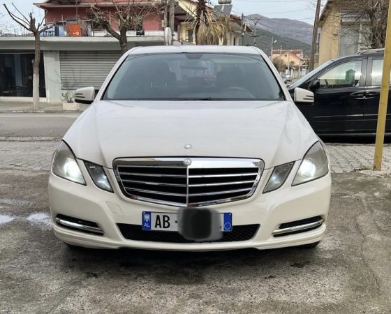 Elbasan, shes makine Mercedes E-CLASS 2.2 cdi AUTOMAT 2010,   8500 Euro