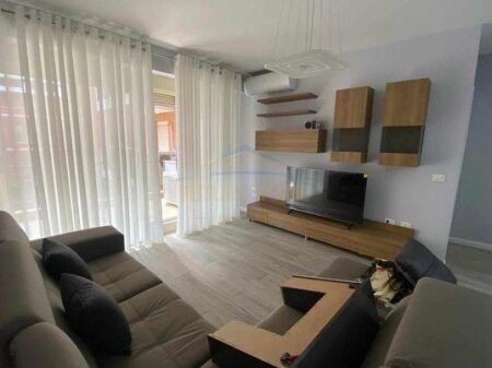 Qera, Apartament 1+1, Pallatet e Delijorgjit, Tirane. AREA38556