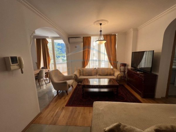 Qera, Apartament 1+1, Pranë Air Albania
700 €