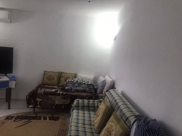 Shitet Apartament 2+1 + 2 Ambjente ne rrugen Aleksander Moisiu afer Komisariatit 4 Tirane