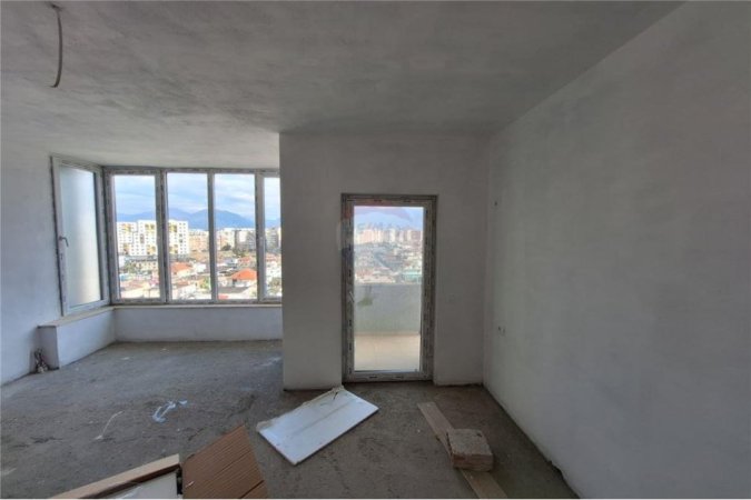 Apartament- Ne SHitje-Yzberisht-Pallatet Cabej- 132,000 EURO
