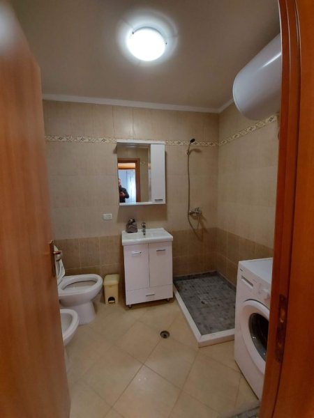 Qera, Apartament 2+1, Pallati me Shigjeta, Tiranë – 600€ | 108 m²