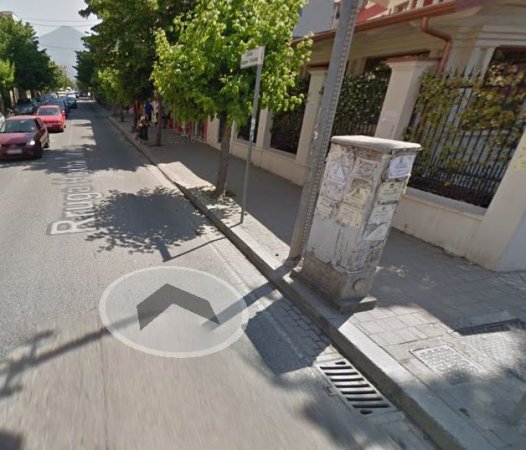 Shitet, Dyqan, Rruga Hoxha Tahsim, Tiranë - 165 000€ | 39 m²