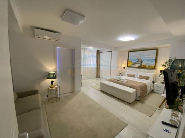 Shitet Apartament 1+1, Rr. "Abdyl Frasheri",Bllok
140,000 €