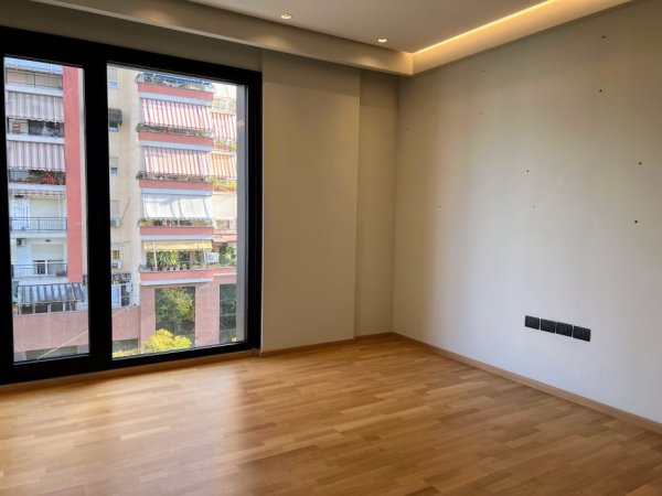 Apartament me qira 1+1 800 eur