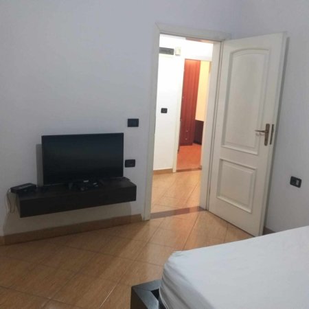 Apartament 2+1 për Qira në Rrugën Bardhyl, Tiranë. AREA39032